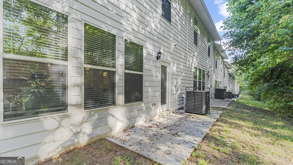 2586 Mills Commons DR Decatur, GA 30034