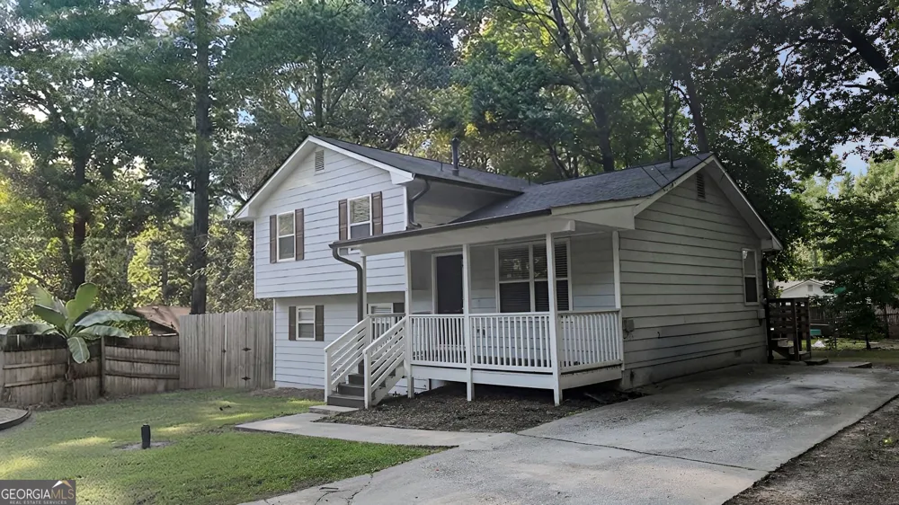 141 Hemlock CIR Lawrenceville, GA 30046