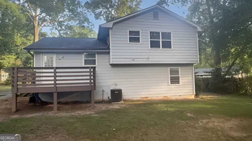 141 Hemlock CIR Lawrenceville, GA 30046
