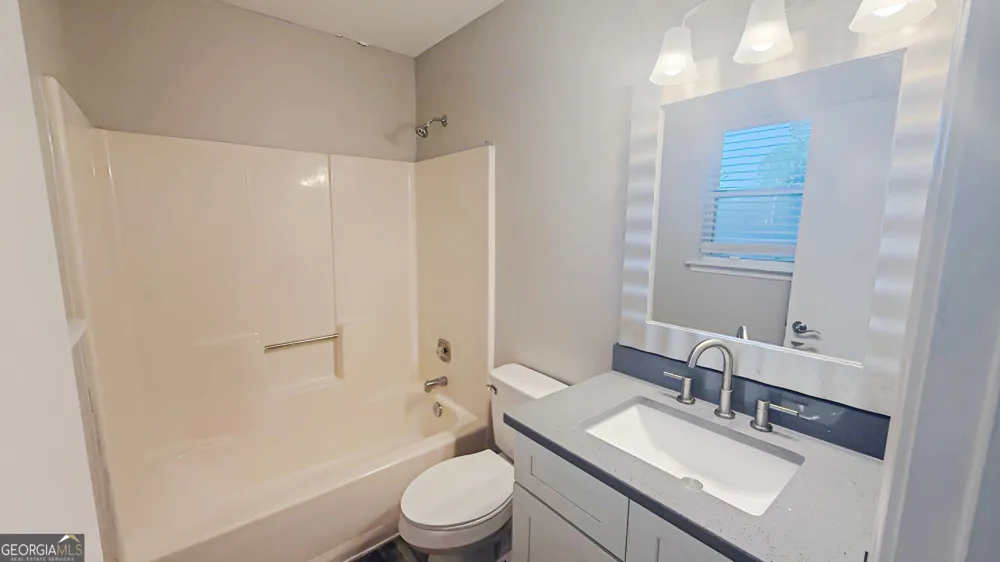 141 Hemlock CIR Lawrenceville, GA 30046