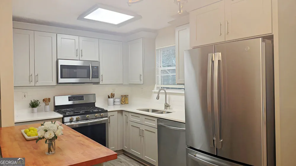 141 Hemlock CIR Lawrenceville, GA 30046