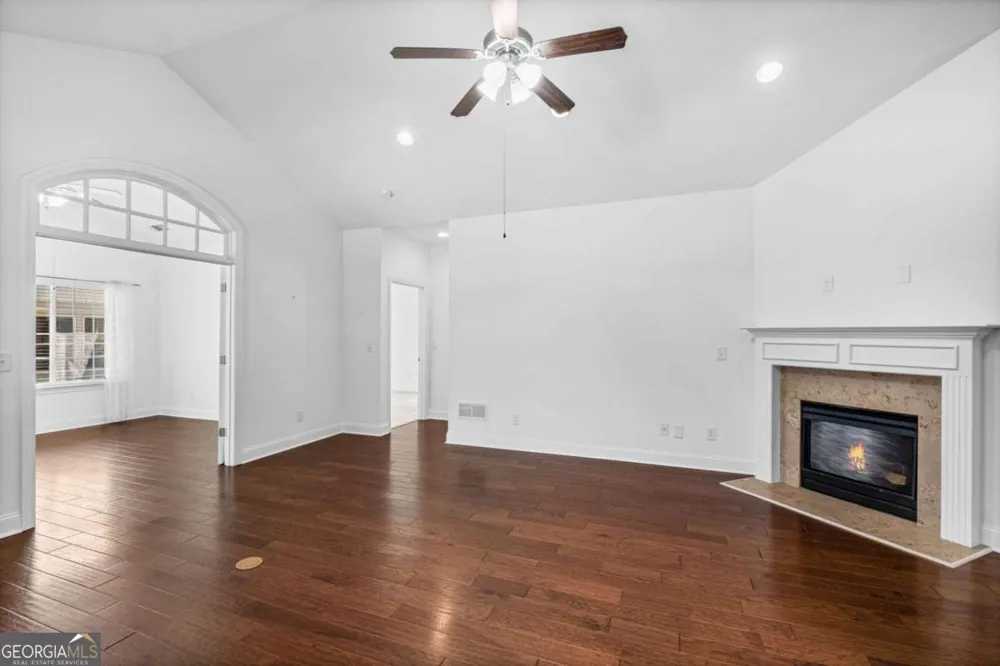 4206 Lanier Ridge WALK Cumming, GA 30041