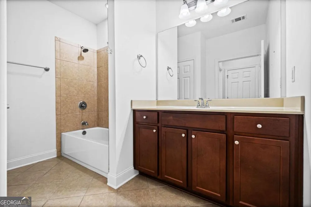 4206 Lanier Ridge WALK Cumming, GA 30041