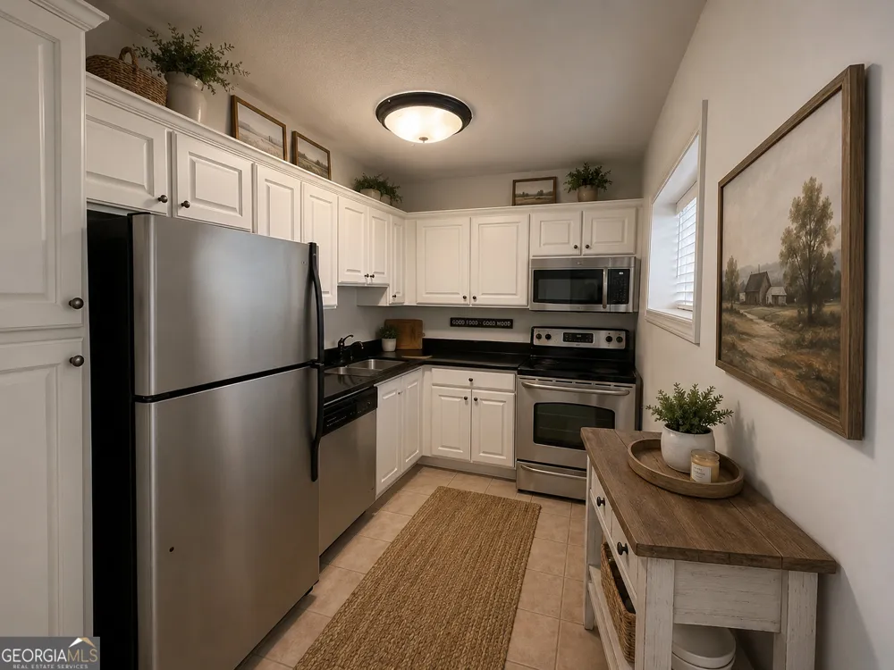 250 Little ST Athens, GA 30605