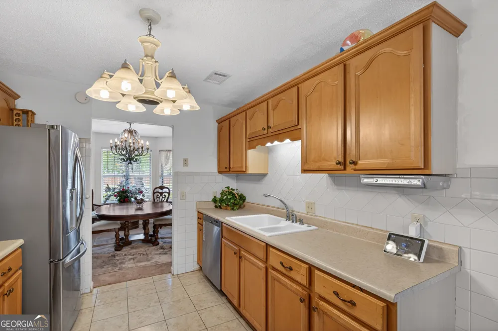 1448 Paul Caswell BLVD Hinesville, GA 31313