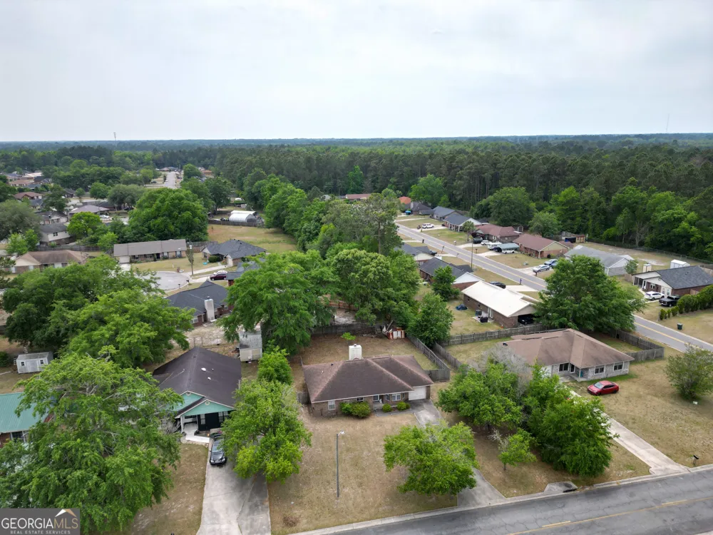 1448 Paul Caswell BLVD Hinesville, GA 31313