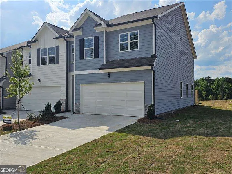 27 Berryville DR Dawsonville, GA 30534