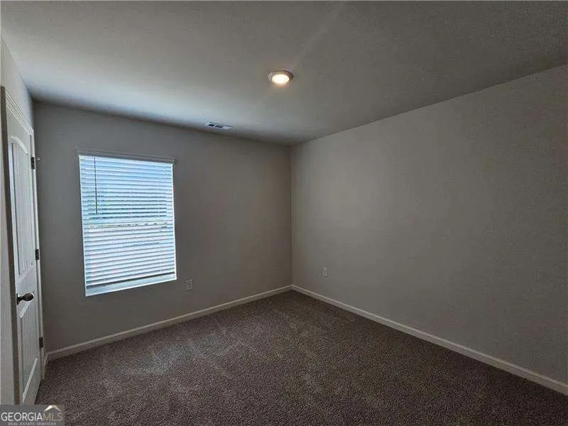27 Berryville DR Dawsonville, GA 30534
