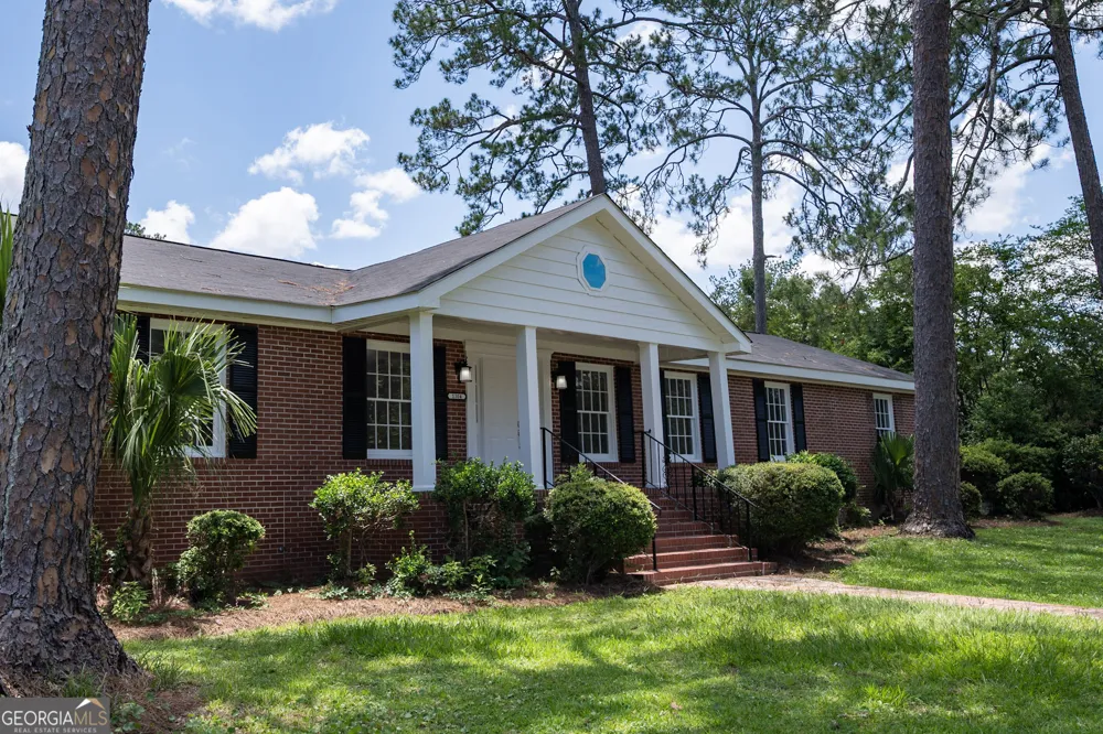 1304 Hill ST Waycross, GA 31501