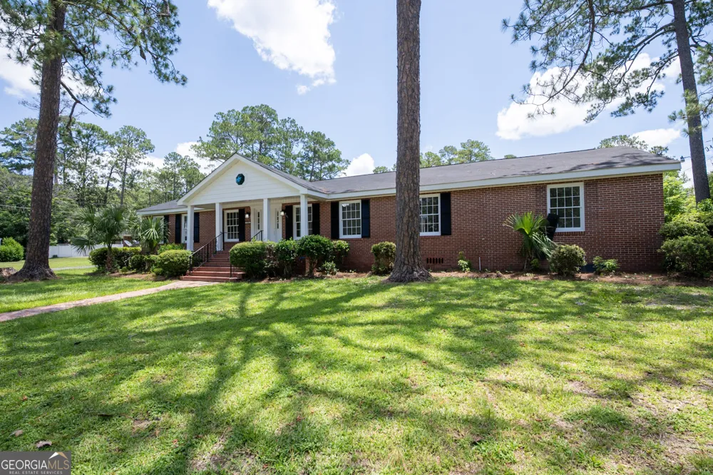1304 Hill ST Waycross, GA 31501