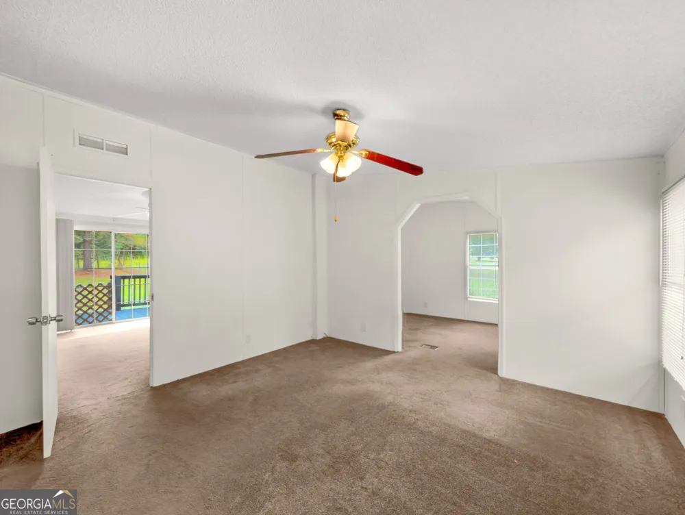 141 Gamecock WAY Barnesville, GA 30204