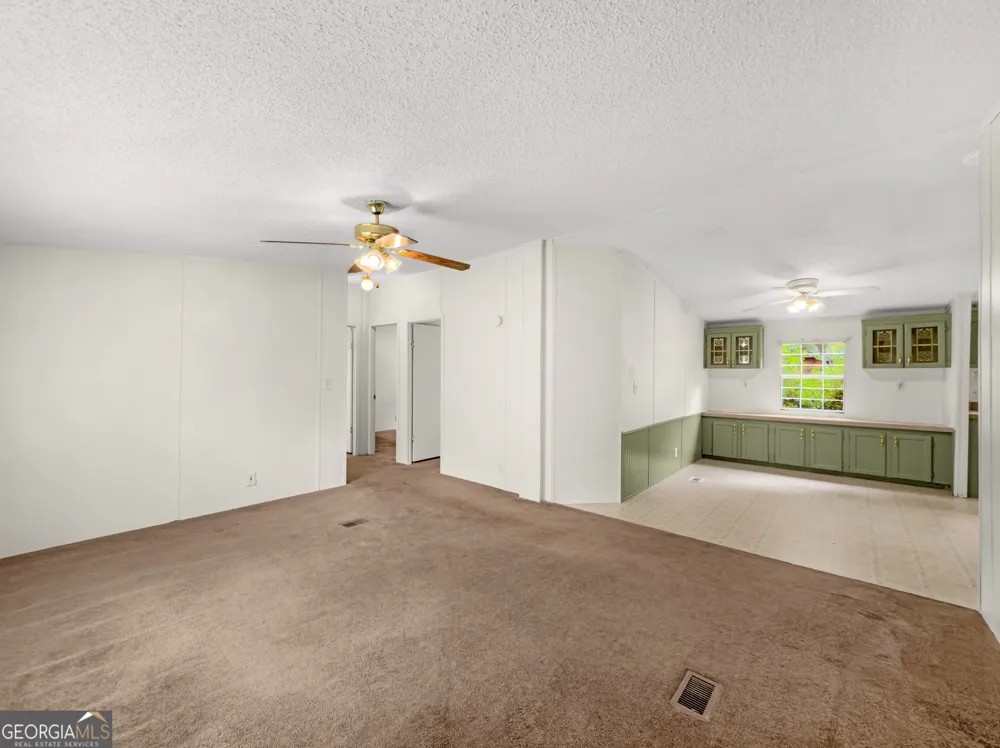 141 Gamecock WAY Barnesville, GA 30204