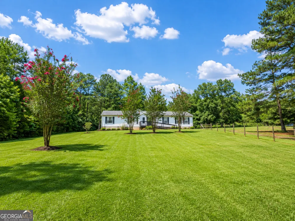 141 Gamecock WAY Barnesville, GA 30204