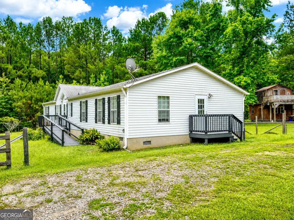 141 Gamecock WAY Barnesville, GA 30204