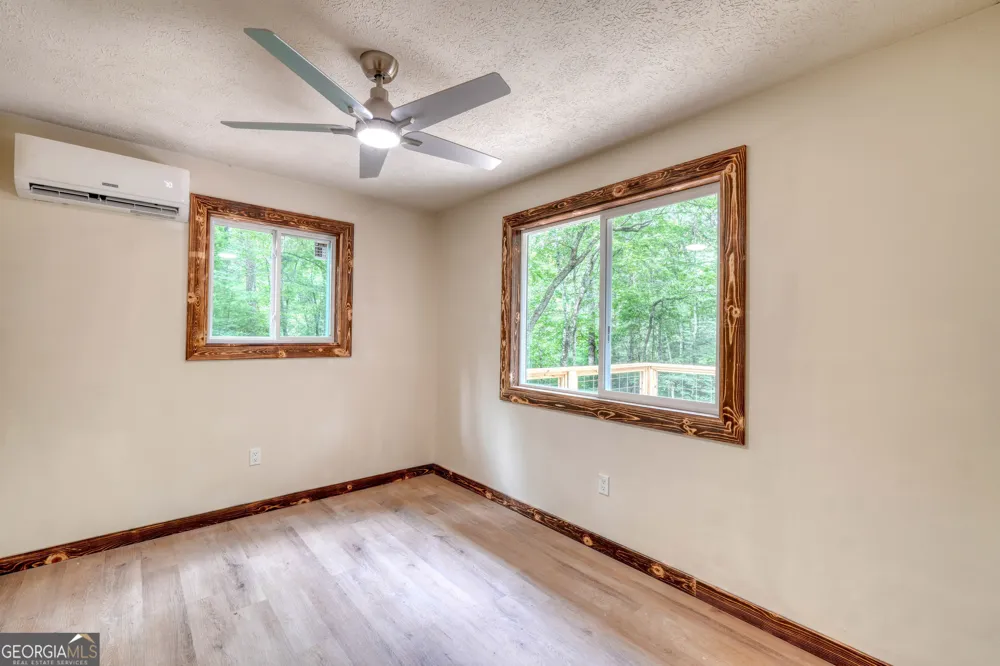 198 Big Rock DR Hayesville, NC 28904