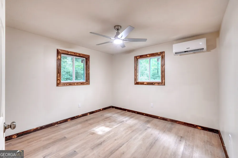 198 Big Rock DR Hayesville, NC 28904