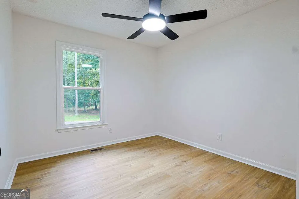 263 Sumer LN N Douglasville, GA 30134