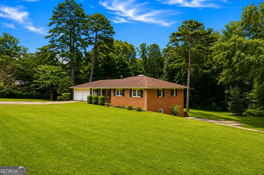 128 Scott CIR Toccoa, GA 30577