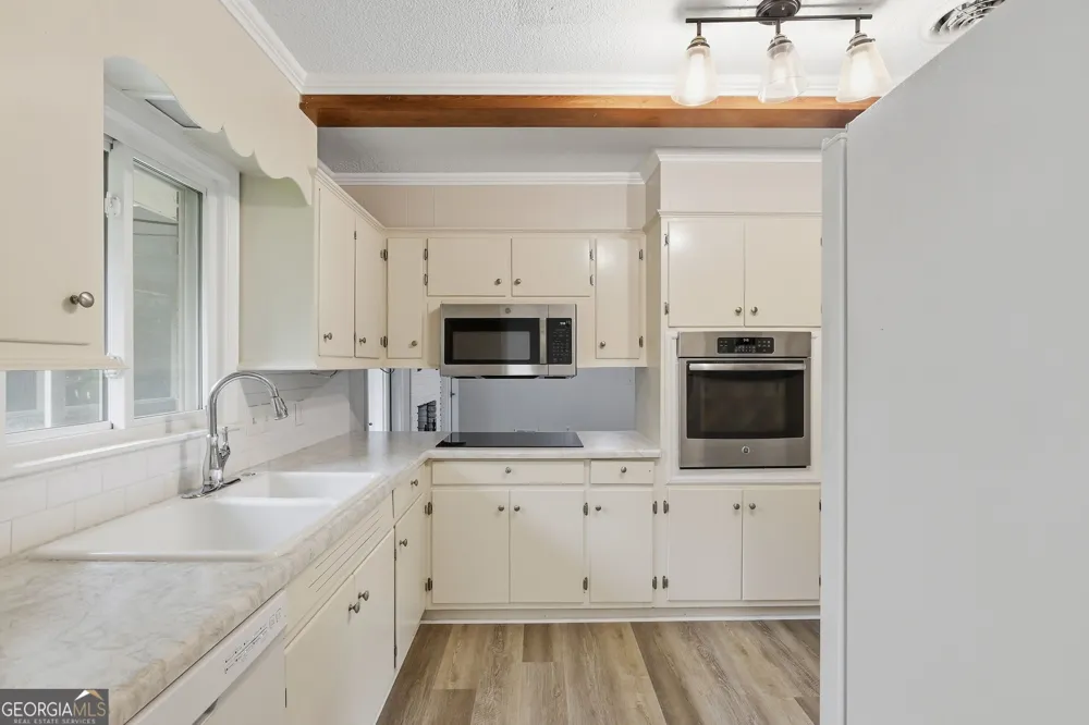 128 Scott CIR Toccoa, GA 30577