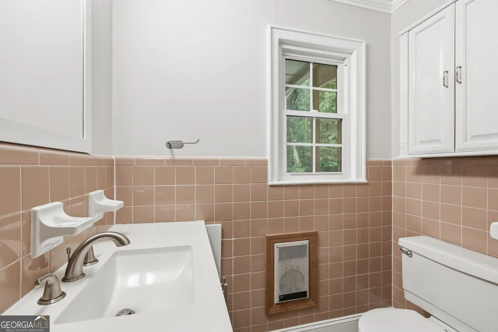 128 Scott CIR Toccoa, GA 30577