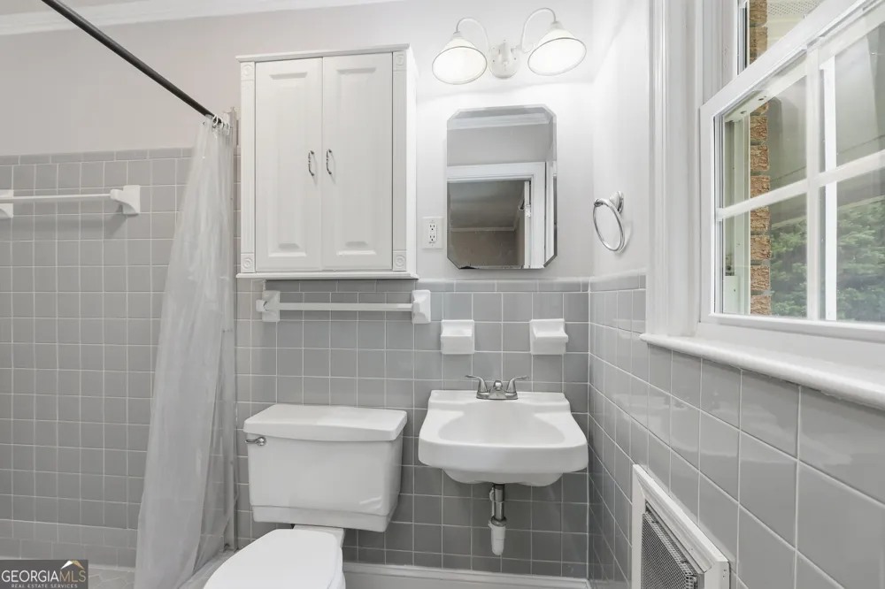 128 Scott CIR Toccoa, GA 30577