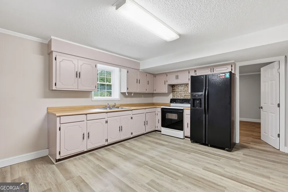 128 Scott CIR Toccoa, GA 30577