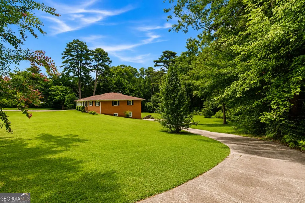 128 Scott CIR Toccoa, GA 30577