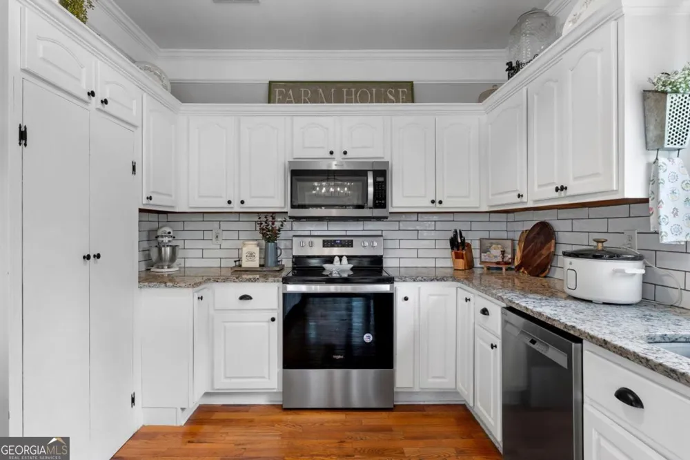12 Grapevine WAY NE Cartersville, GA 30121