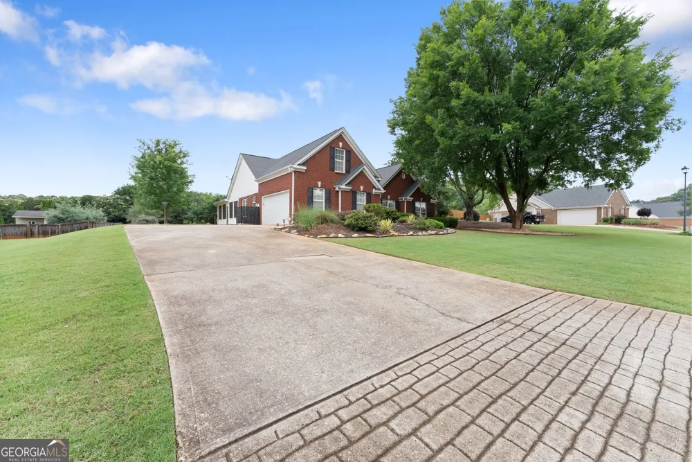 130 Meadowcreek DR Jefferson, GA 30549