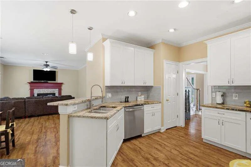 2314 Kennesaw Oaks TRL NW Kennesaw, GA 30152