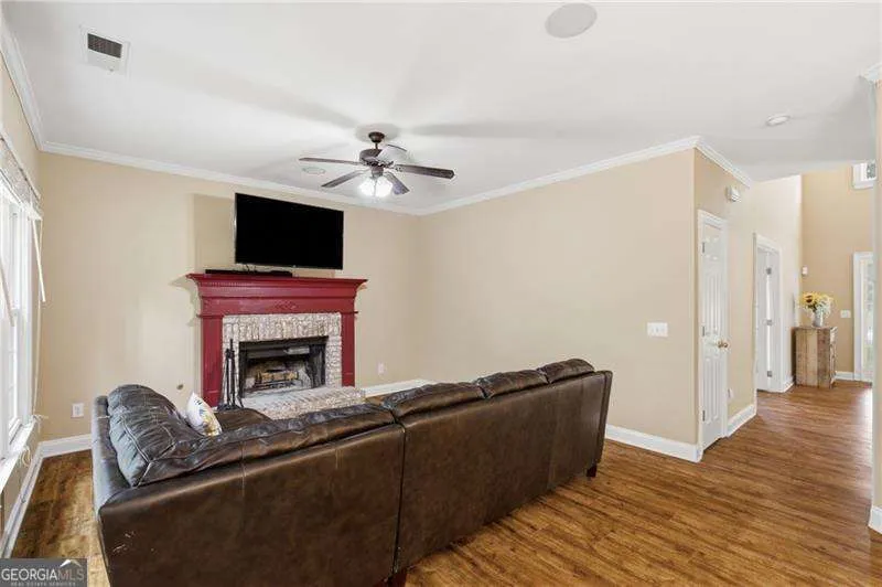 2314 Kennesaw Oaks TRL NW Kennesaw, GA 30152