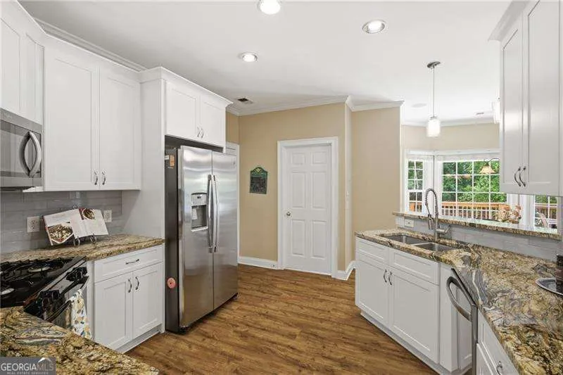 2314 Kennesaw Oaks TRL NW Kennesaw, GA 30152