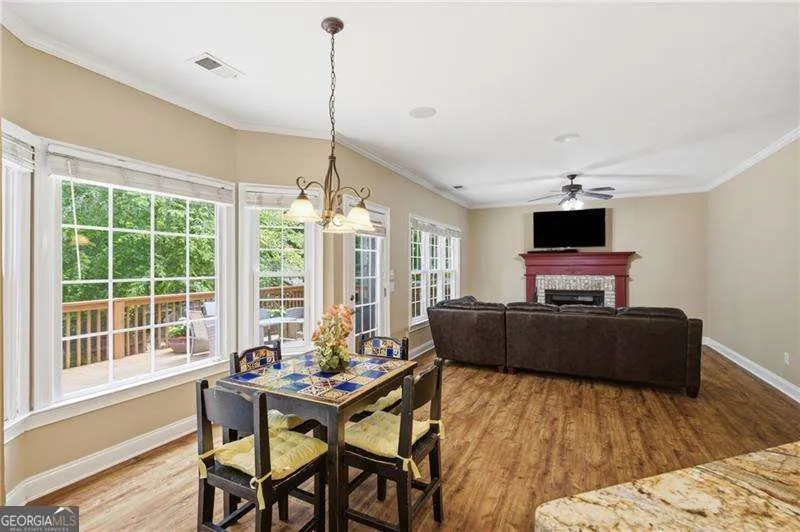 2314 Kennesaw Oaks TRL NW Kennesaw, GA 30152