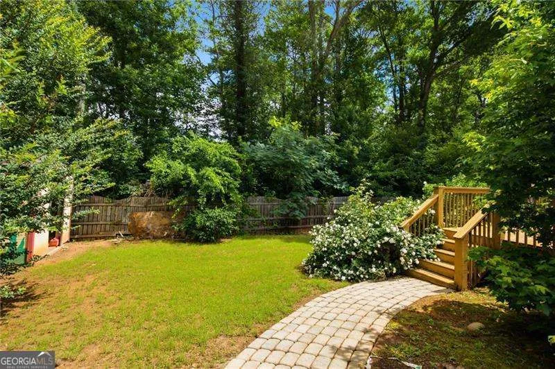 2314 Kennesaw Oaks TRL NW Kennesaw, GA 30152