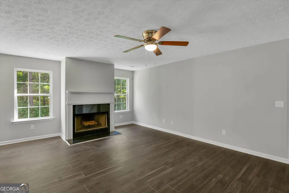 435 Fieldstone LN Covington, GA 30016