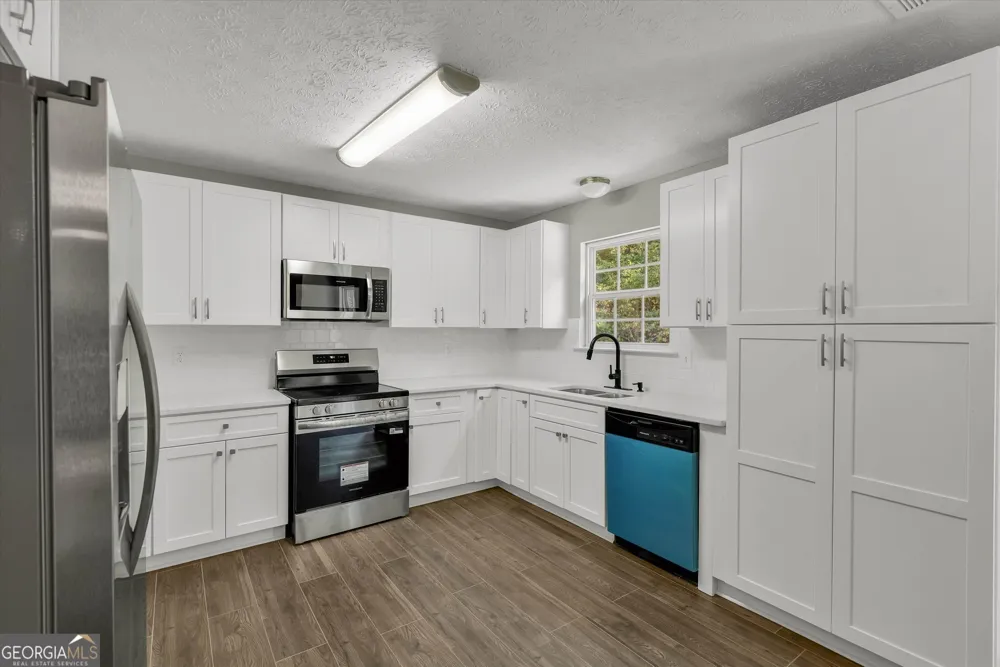 435 Fieldstone LN Covington, GA 30016