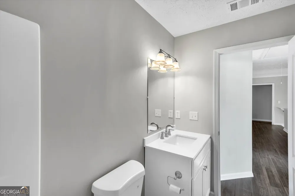 435 Fieldstone LN Covington, GA 30016