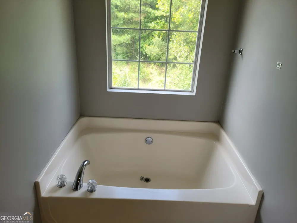 3715 Micah CT Ellenwood, GA 30294