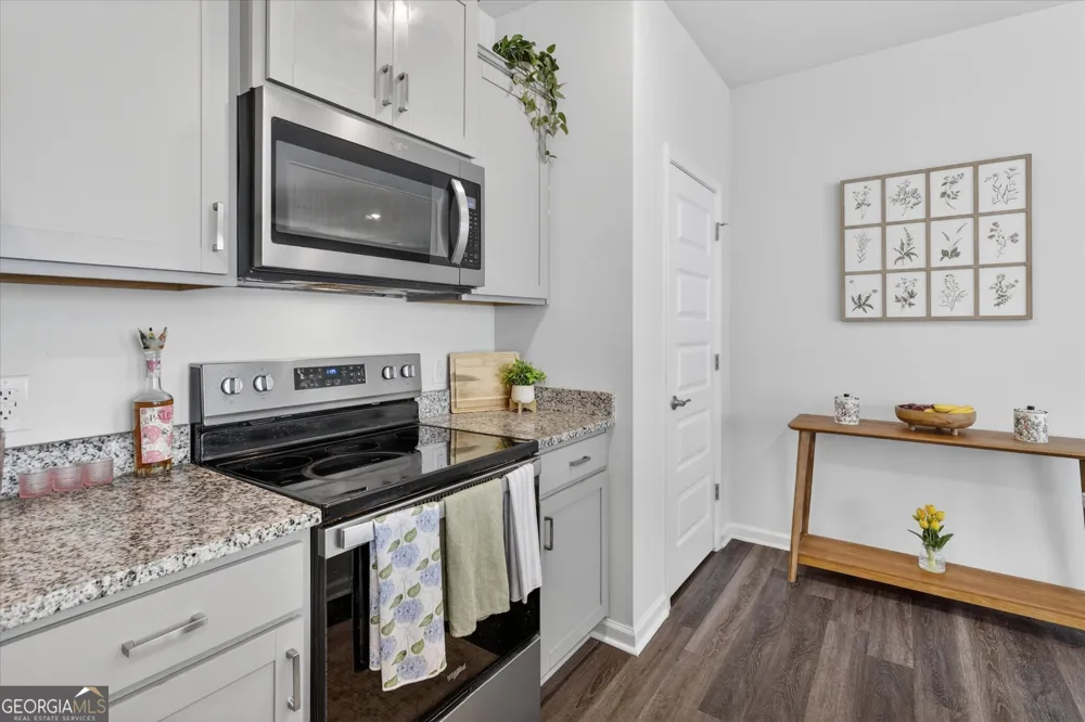 208 Holloway HL Pooler, GA 31322