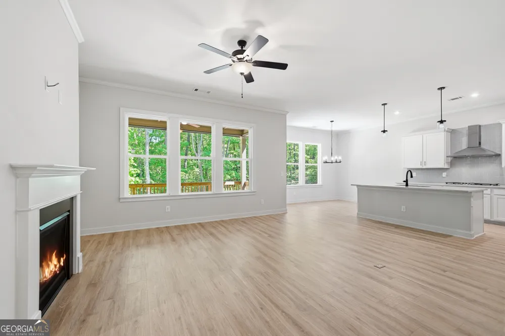 483 Linger Longer DR Ellijay, GA 30540