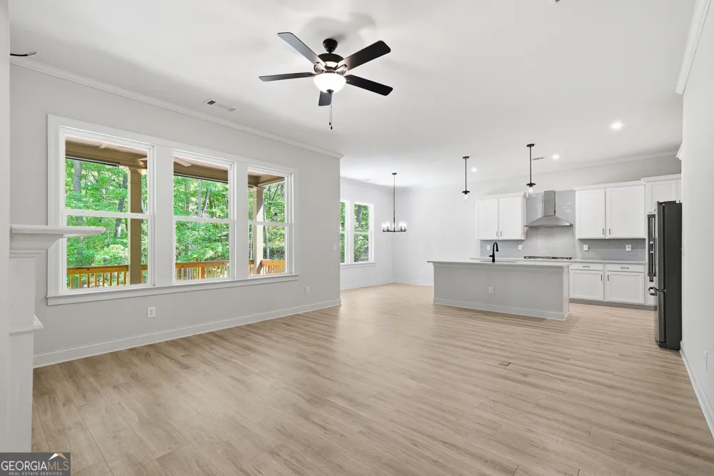 483 Linger Longer DR Ellijay, GA 30540