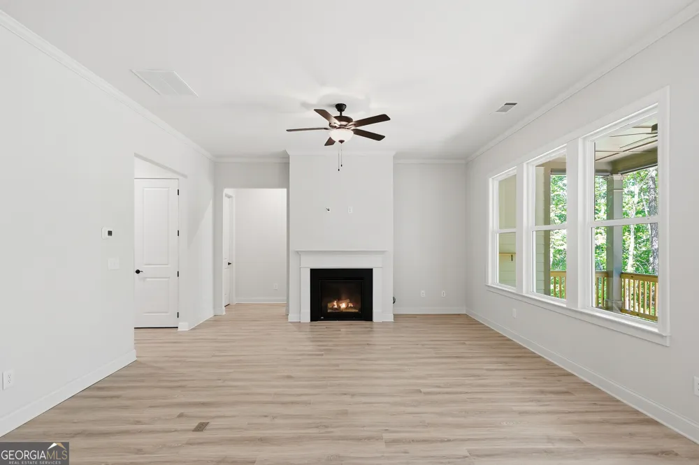 483 Linger Longer DR Ellijay, GA 30540
