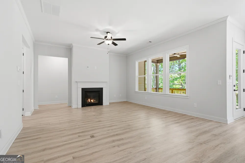 483 Linger Longer DR Ellijay, GA 30540