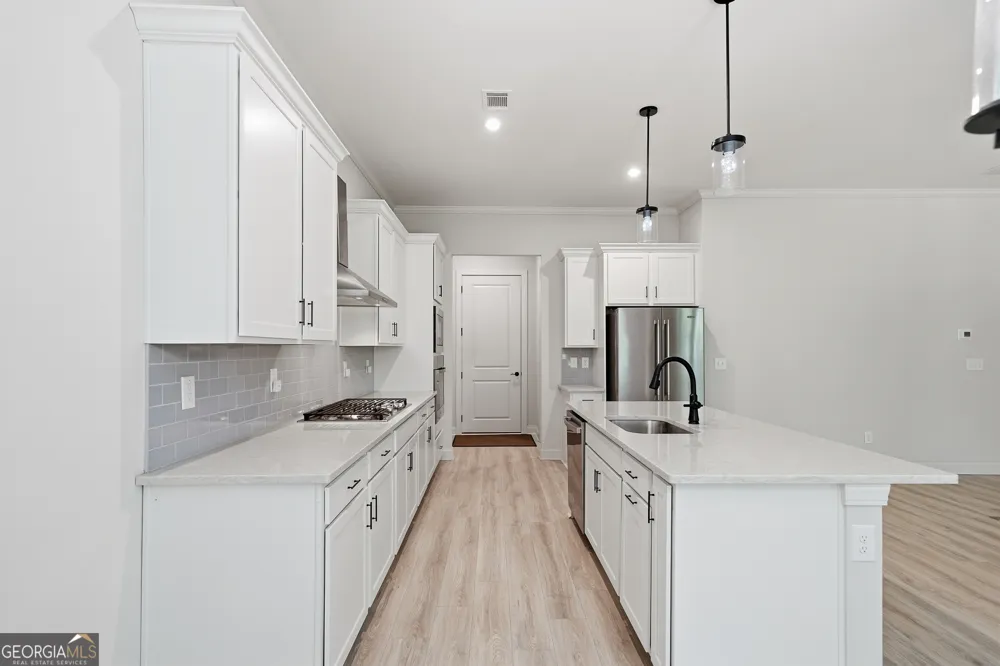 483 Linger Longer DR Ellijay, GA 30540