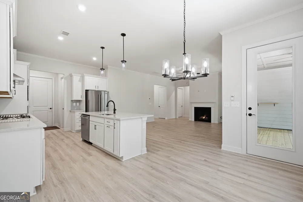 483 Linger Longer DR Ellijay, GA 30540