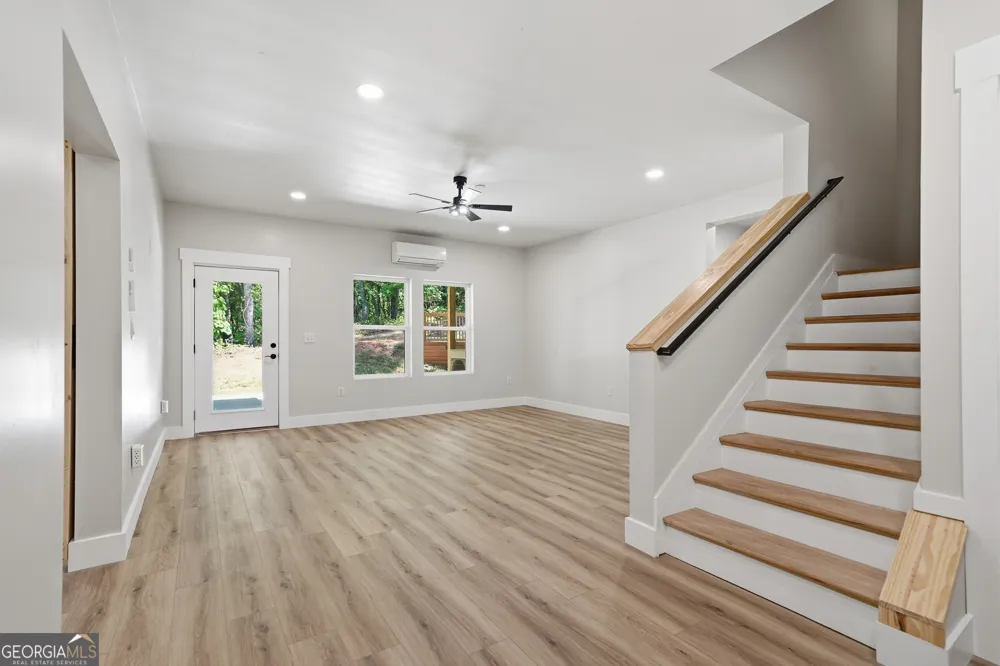 483 Linger Longer DR Ellijay, GA 30540