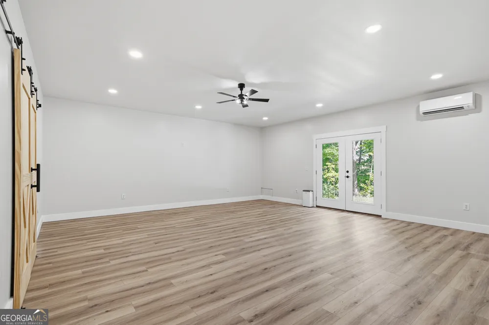 483 Linger Longer DR Ellijay, GA 30540
