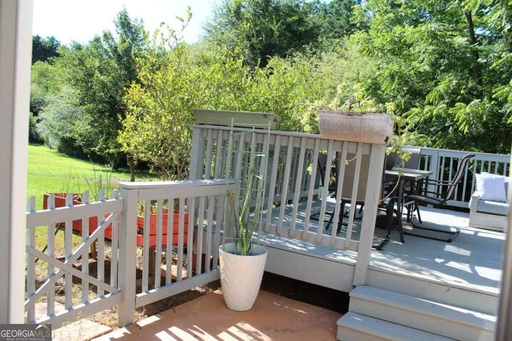 4041 Oak Crossing DR Suwanee, GA 30024