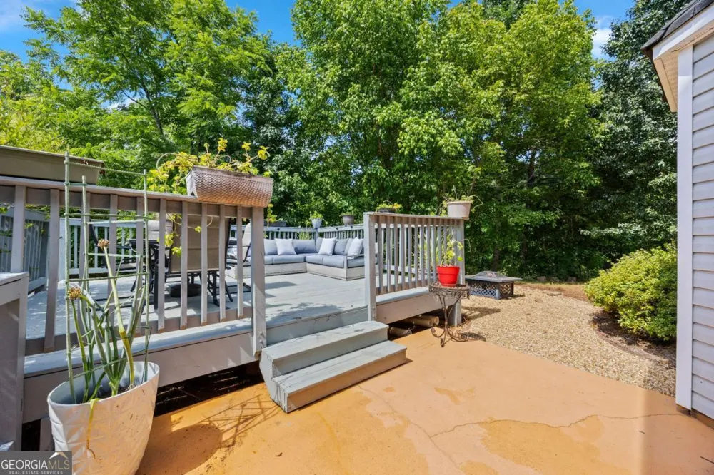 4041 Oak Crossing DR Suwanee, GA 30024
