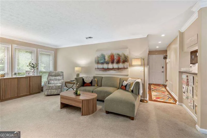 525 Warm Springs CIR Roswell, GA 30075